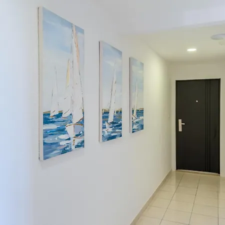 Апартаменты Sea View *